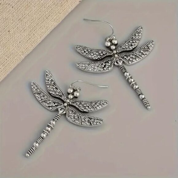 NEW Art Nouveau Pewter Dragonfly Drop Boho Earrings - Picture 3 of 5